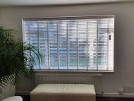 wood venetian blinds20